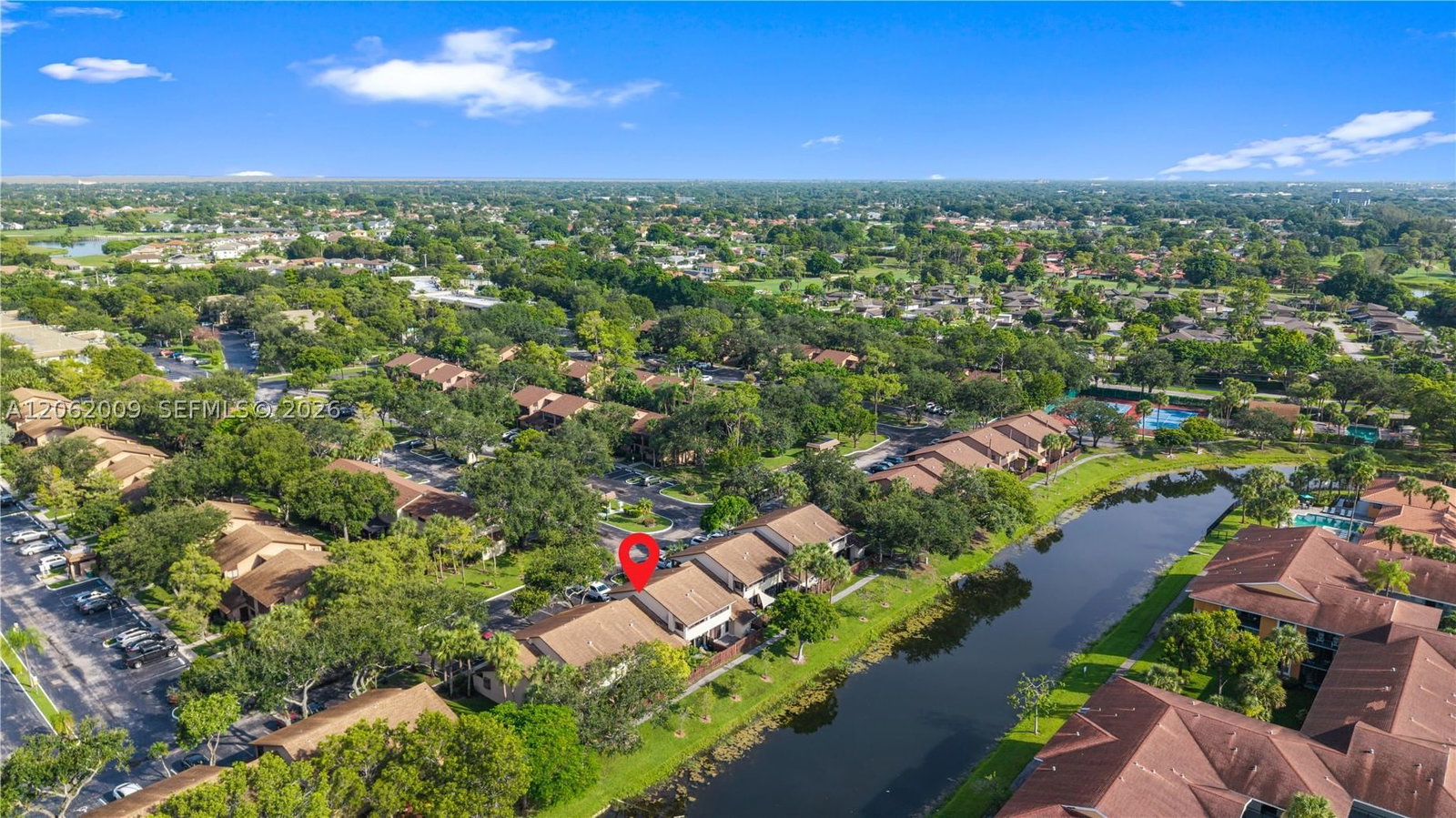 Real estate property located at 7640 79th Ave L6, Broward, Bonaire Village At Woodmo, Tamarac, FL