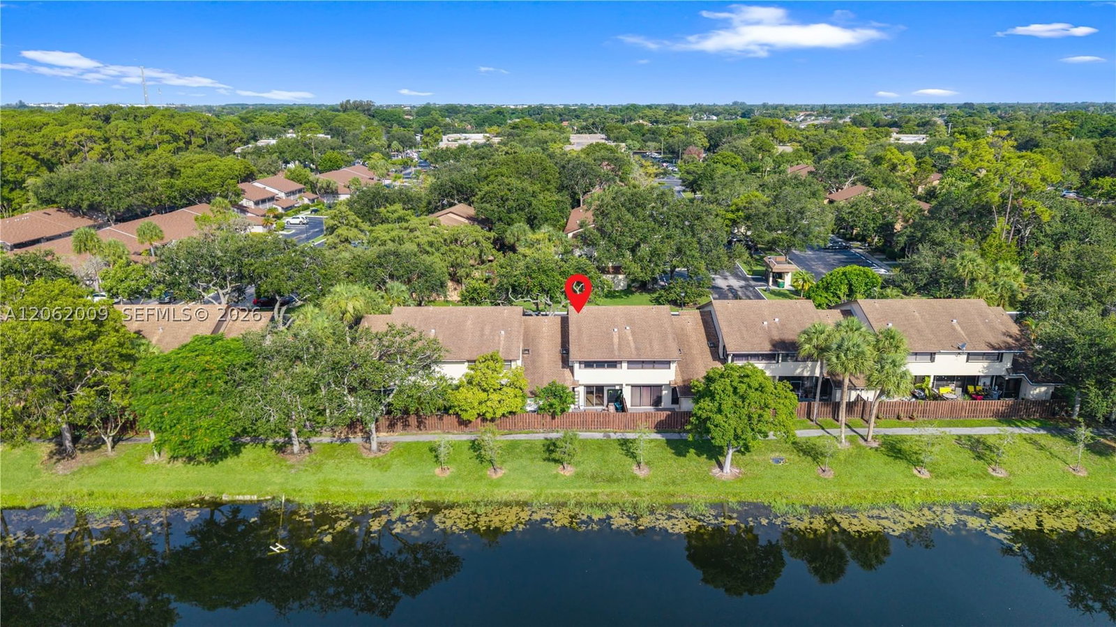 Real estate property located at 7640 79th Ave L6, Broward, Bonaire Village At Woodmo, Tamarac, FL