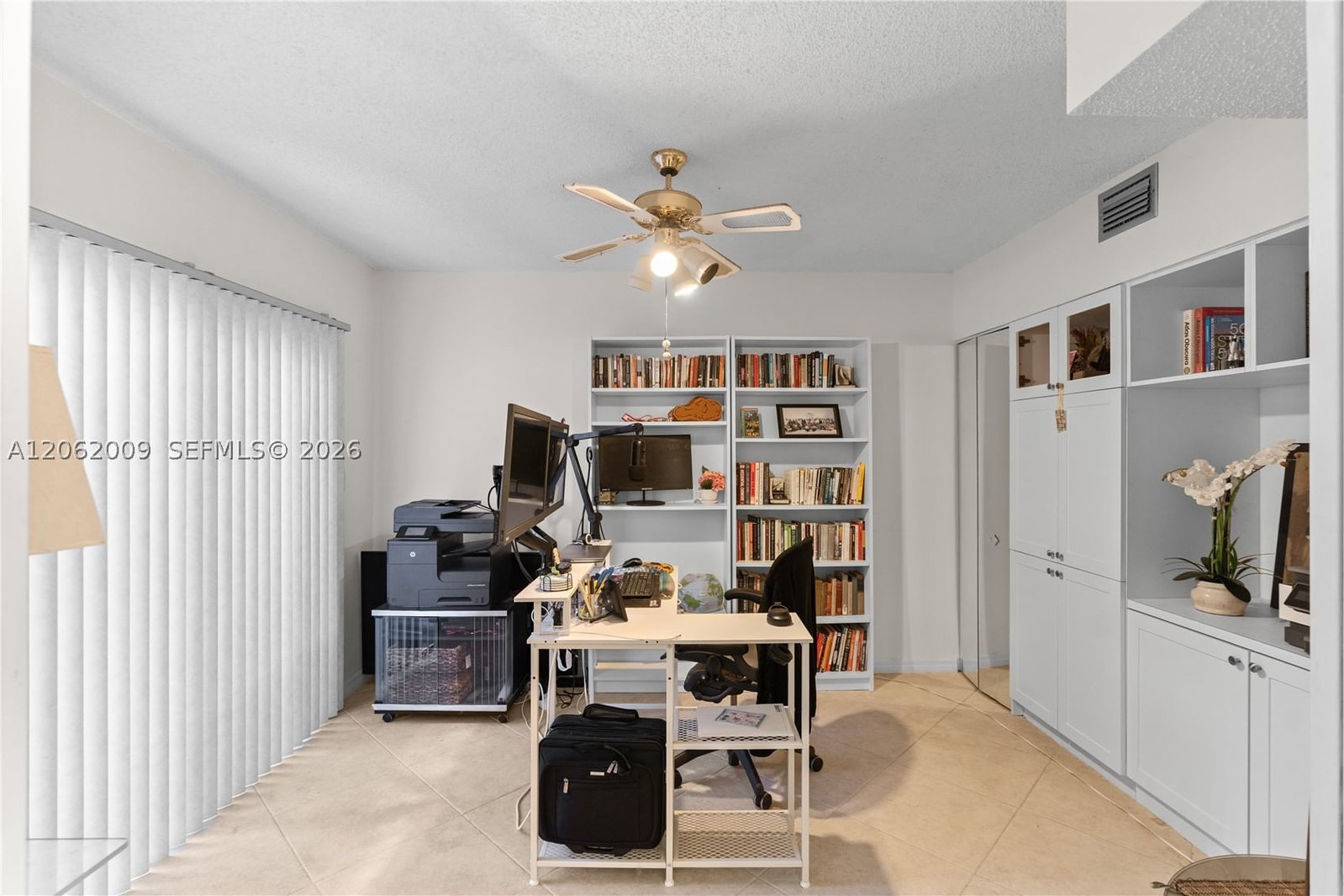 Real estate property located at 7640 79th Ave L6, Broward, Bonaire Village At Woodmo, Tamarac, FL