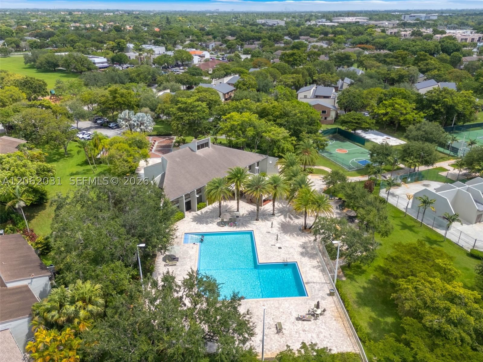 Real estate property located at 11411 109th Rd #50Y, Miami-dade, Greenglades Condo 12, Miami, FL
