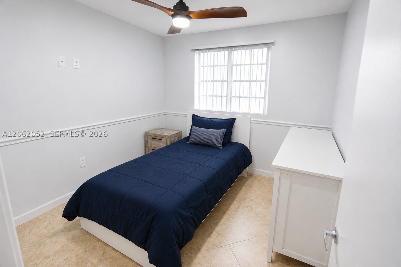 Real estate property located at 2430 Sabal Palm Dr, Broward, Miramar Sec 13, Miramar, FL