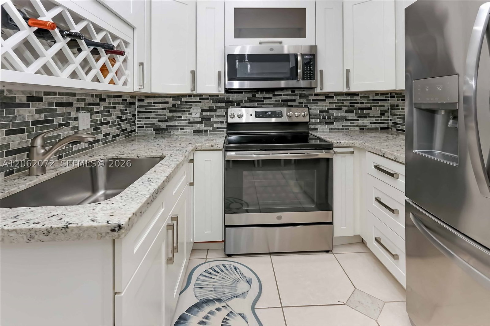 Real estate property located at 1700 Pierce St #703, Broward, St Francis Apts Co-op, Hollywood, FL