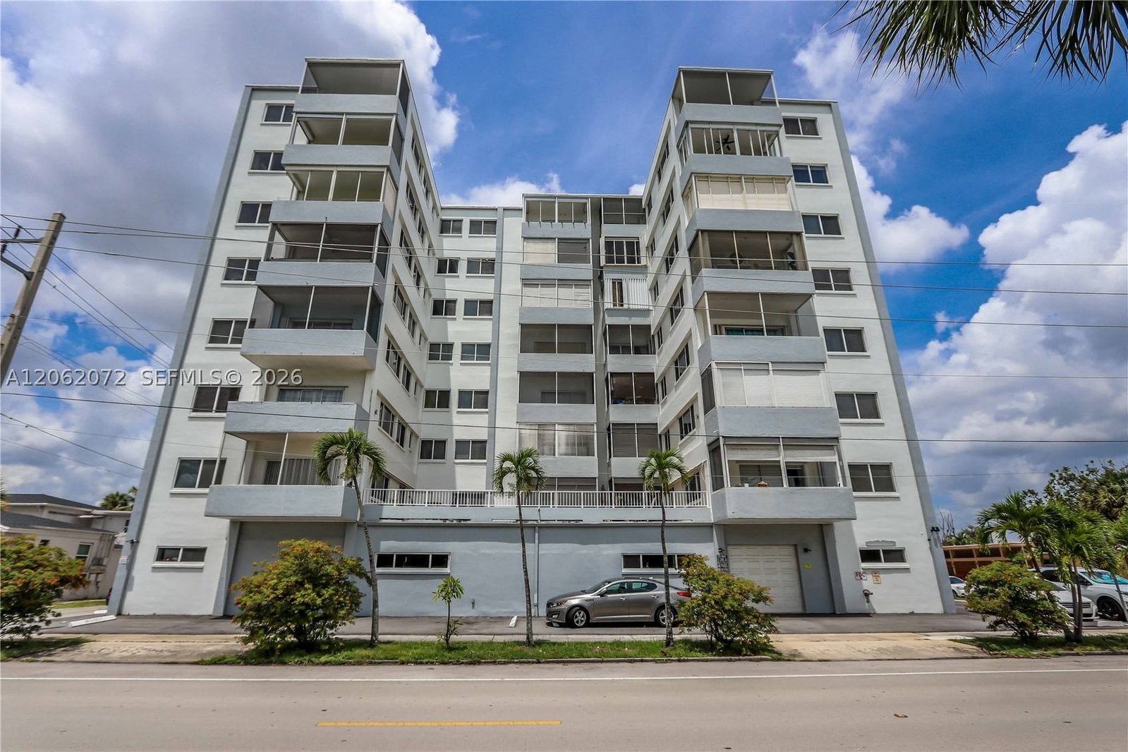Real estate property located at 1700 Pierce St #703, Broward, St Francis Apts Co-op, Hollywood, FL