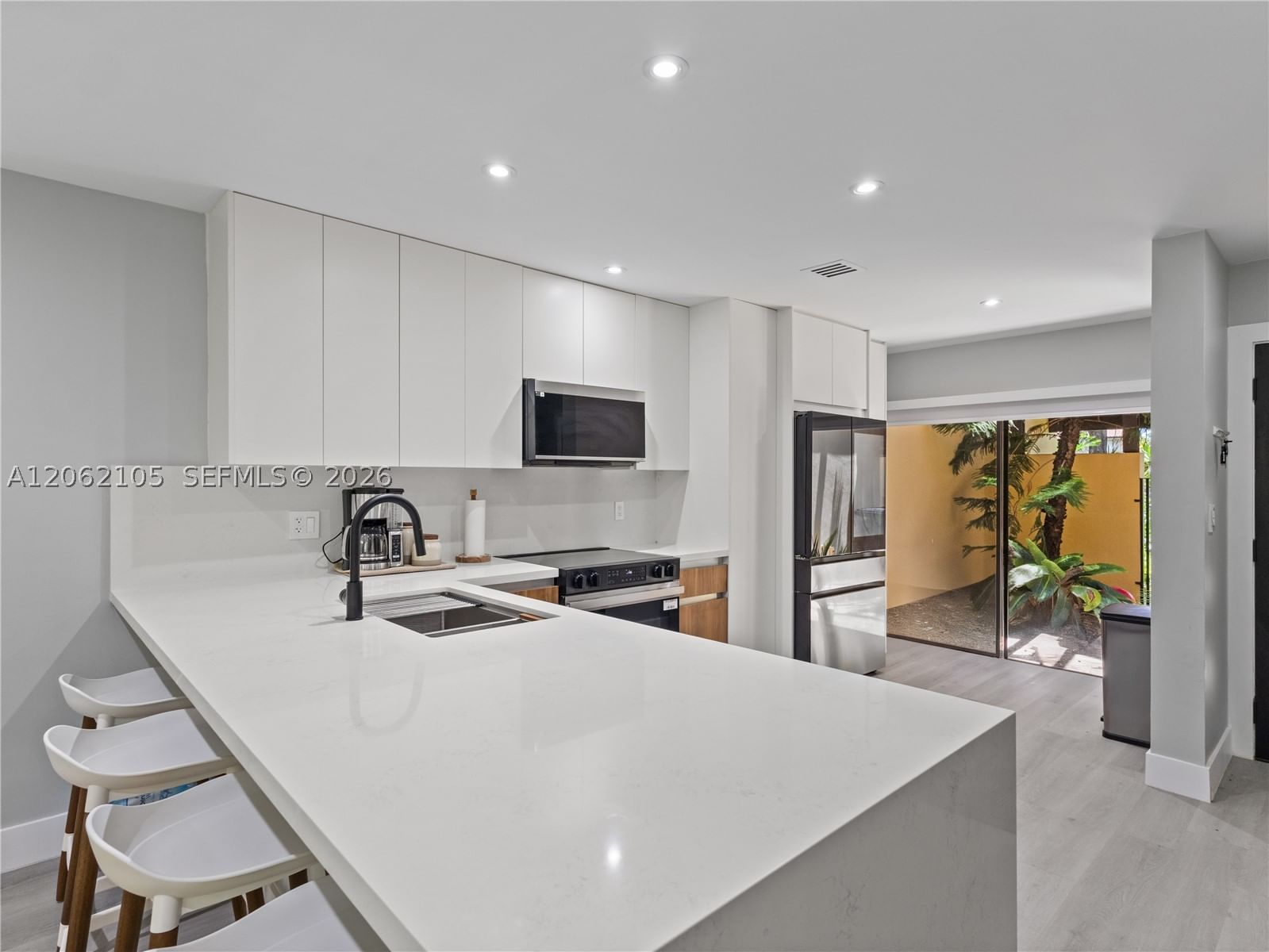 Real estate property located at 9853 Costa Del Sol Blvd #103-F, Miami-dade, Costa Del Sol Condo E, Doral, FL