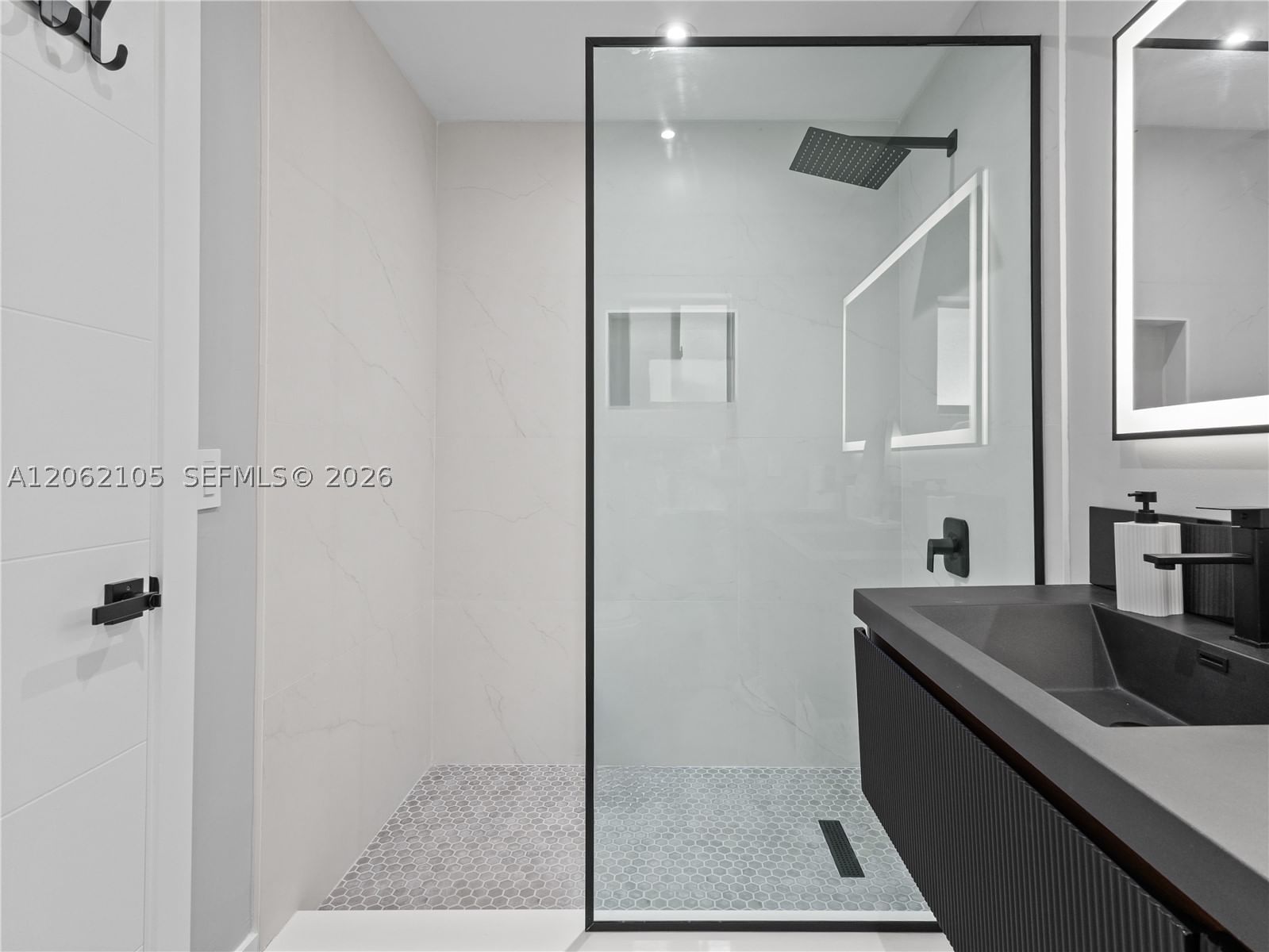 Real estate property located at 9853 Costa Del Sol Blvd #103-F, Miami-dade, Costa Del Sol Condo E, Doral, FL