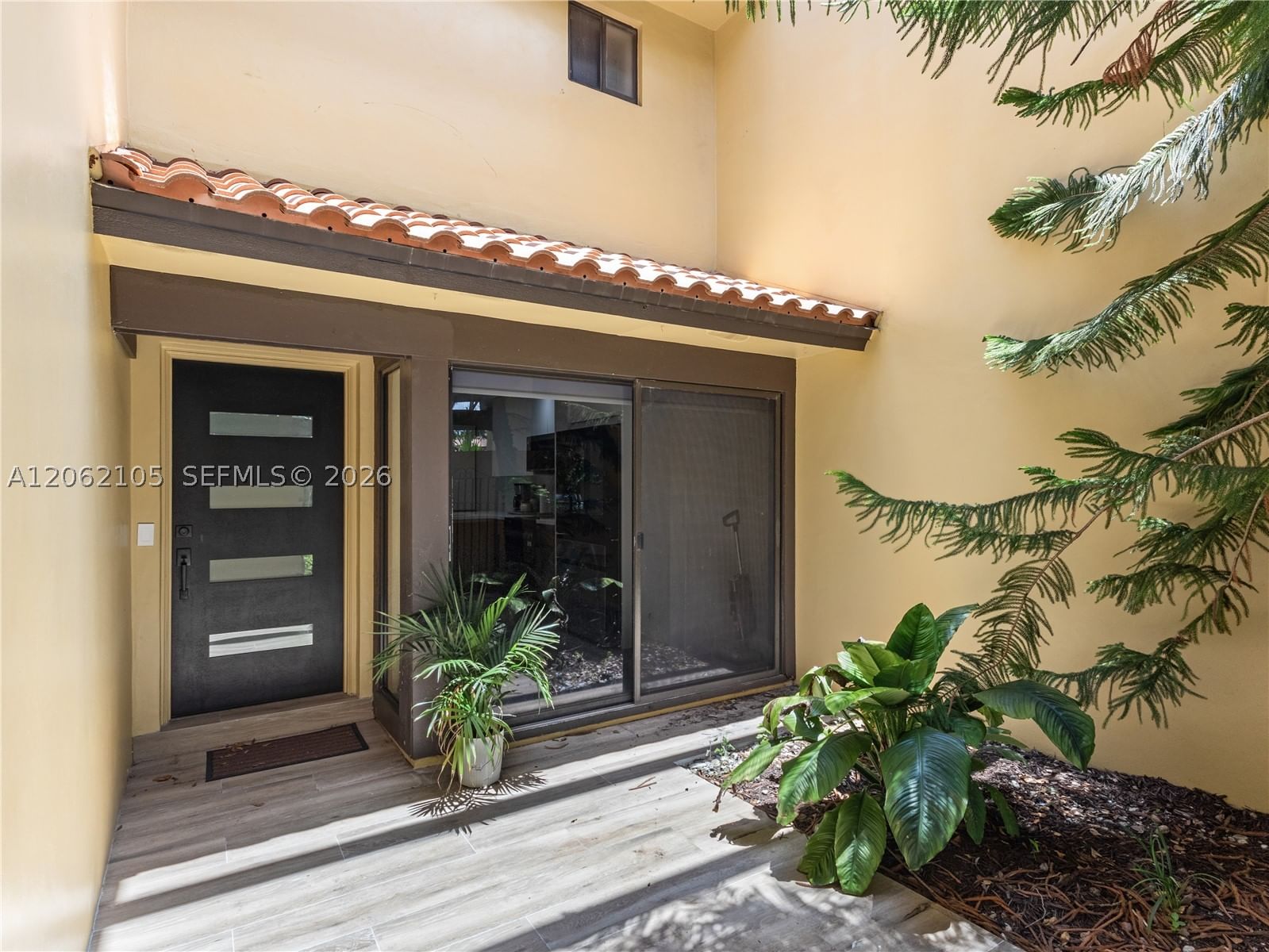 Real estate property located at 9853 Costa Del Sol Blvd #103-F, Miami-dade, Costa Del Sol Condo E, Doral, FL