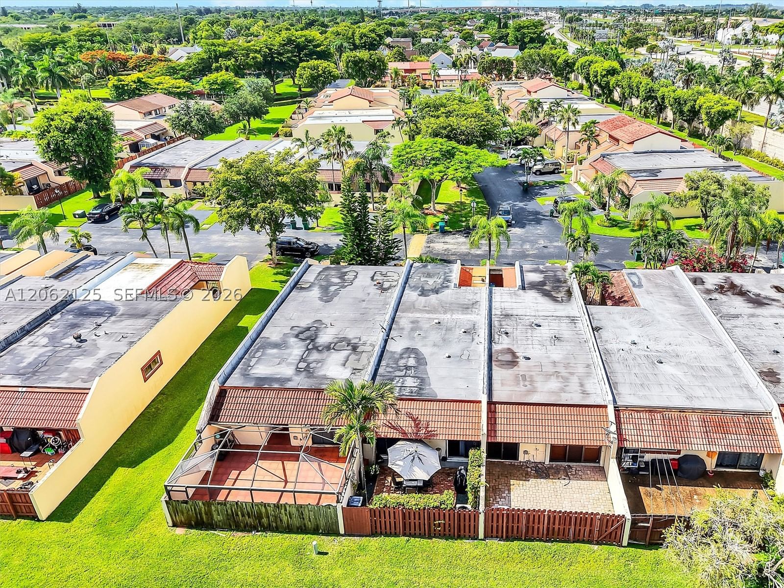 Real estate property located at 11743 112th Ter, Miami-dade, Woodstock Townhomes Sec 1, Miami, FL