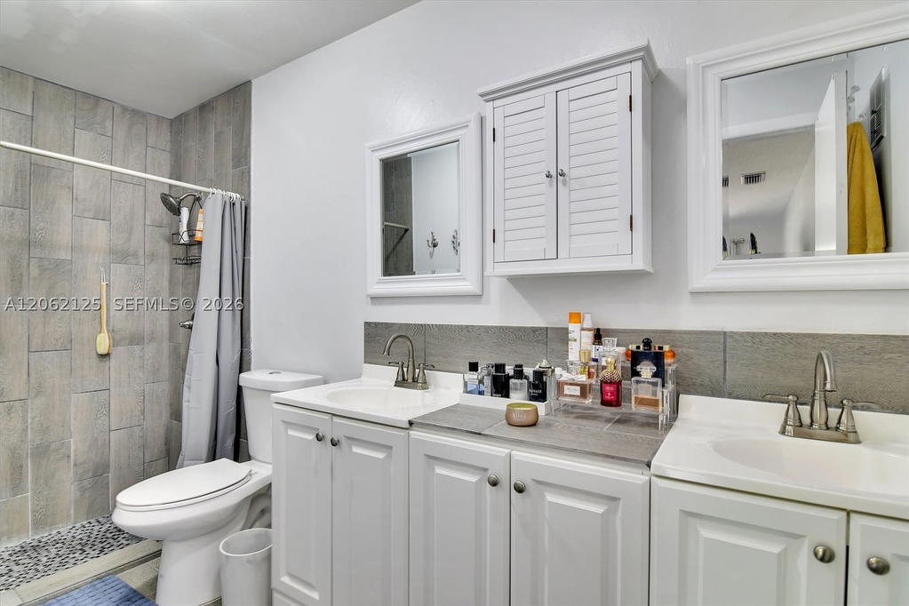 Real estate property located at 11743 112th Ter, Miami-dade, Woodstock Townhomes Sec 1, Miami, FL