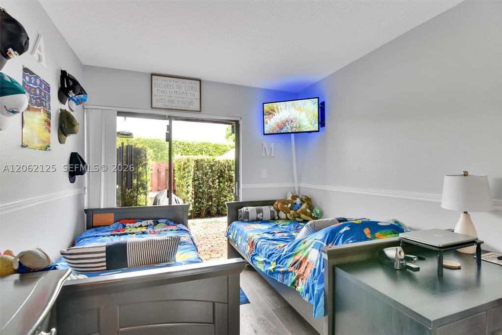 Real estate property located at 11743 112th Ter, Miami-dade, Woodstock Townhomes Sec 1, Miami, FL