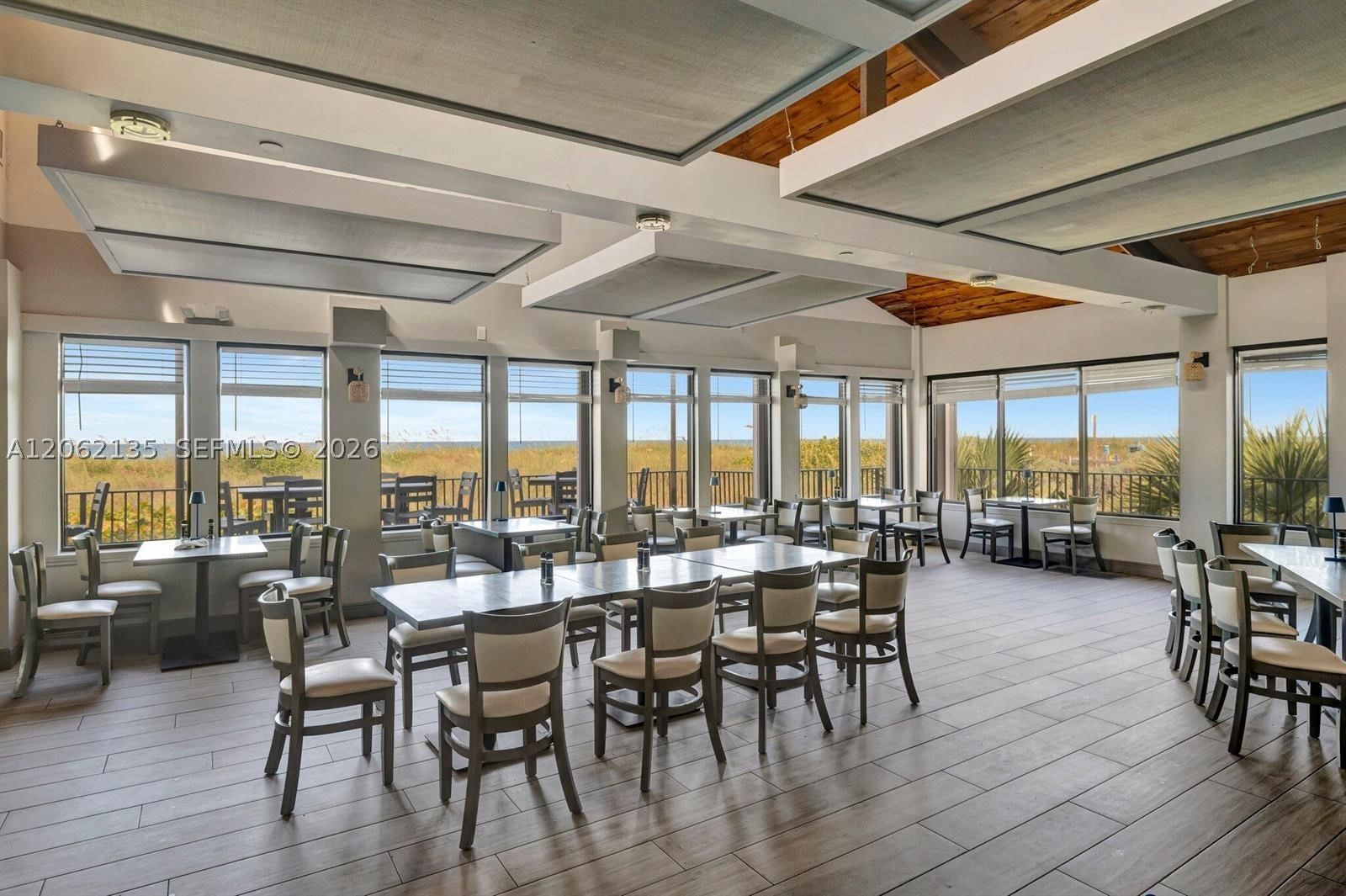 Real estate property located at 1024 Windward Dr #3206, St Lucie, Oceanhouses At Southpoint, Fort Pierce, FL