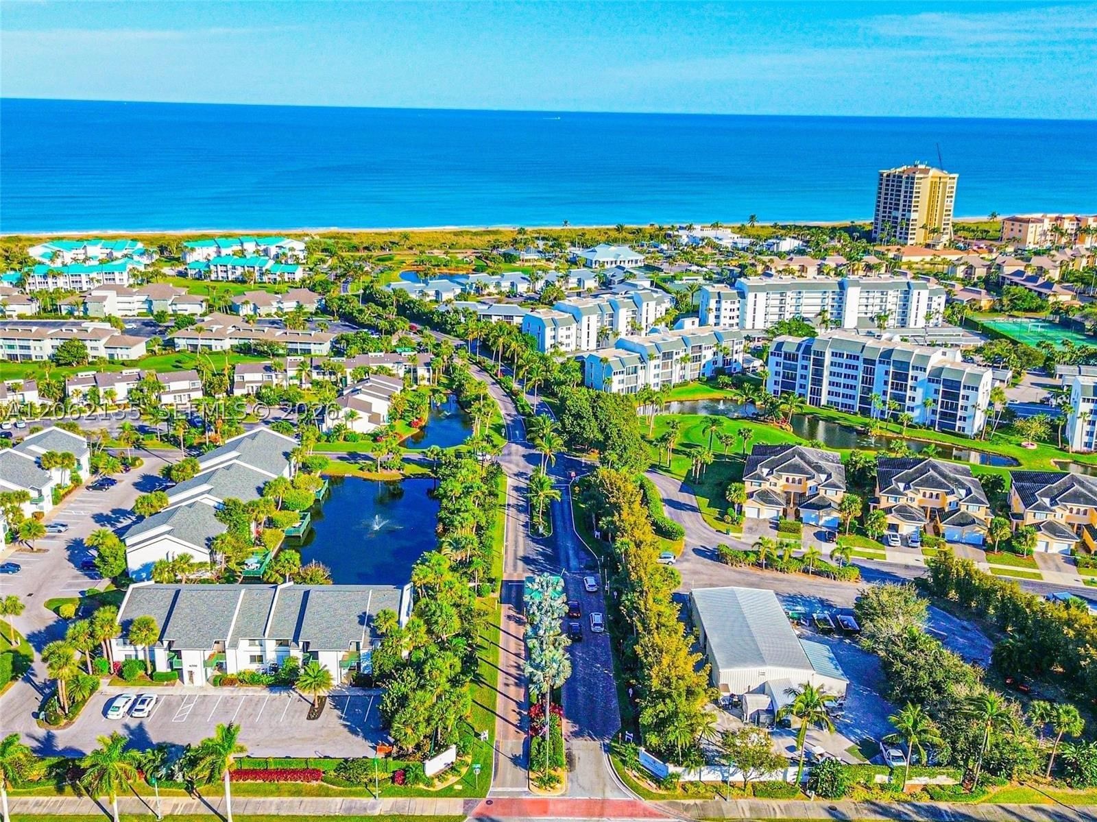 Real estate property located at 1024 Windward Dr #3206, St Lucie, Oceanhouses At Southpoint, Fort Pierce, FL