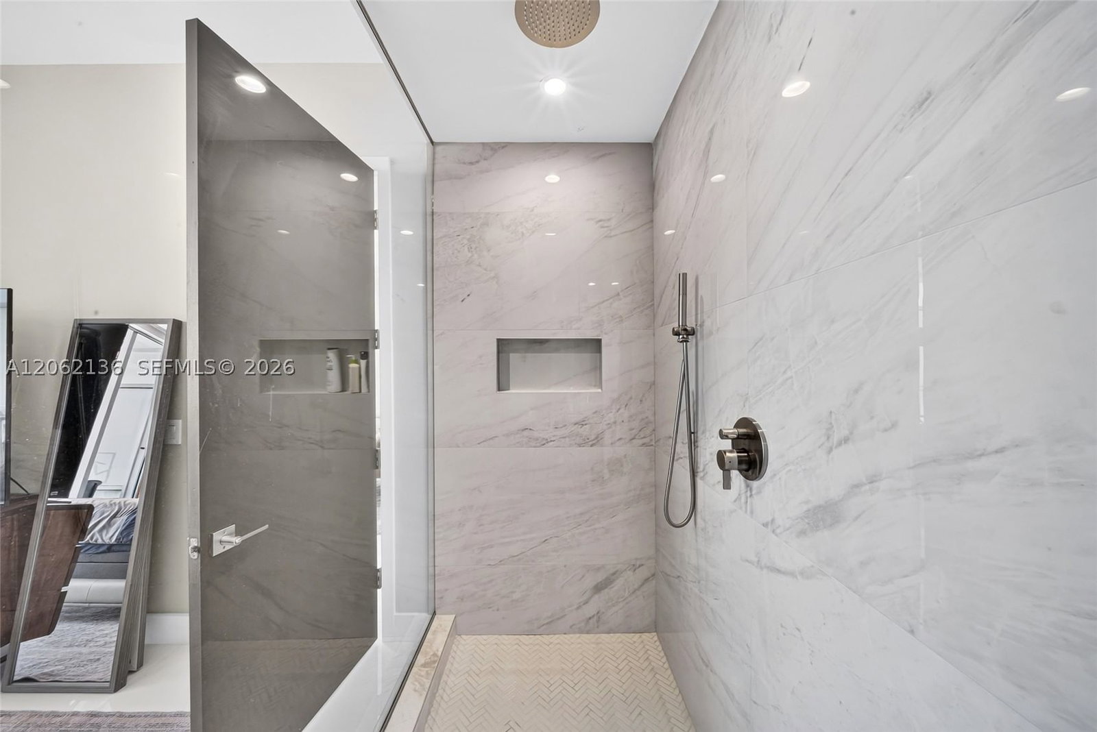 Real estate property located at 1100 Biscayne Blvd #5502, Miami-dade, Marquis Condo, Miami, FL