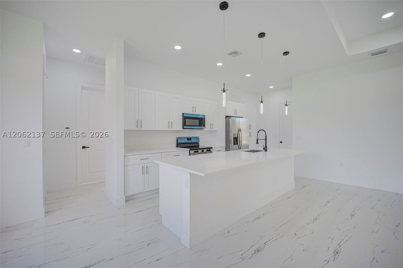 Real estate property located at 466 LACONIC AVE, Lee, N/a, Lehigh Acres, FL