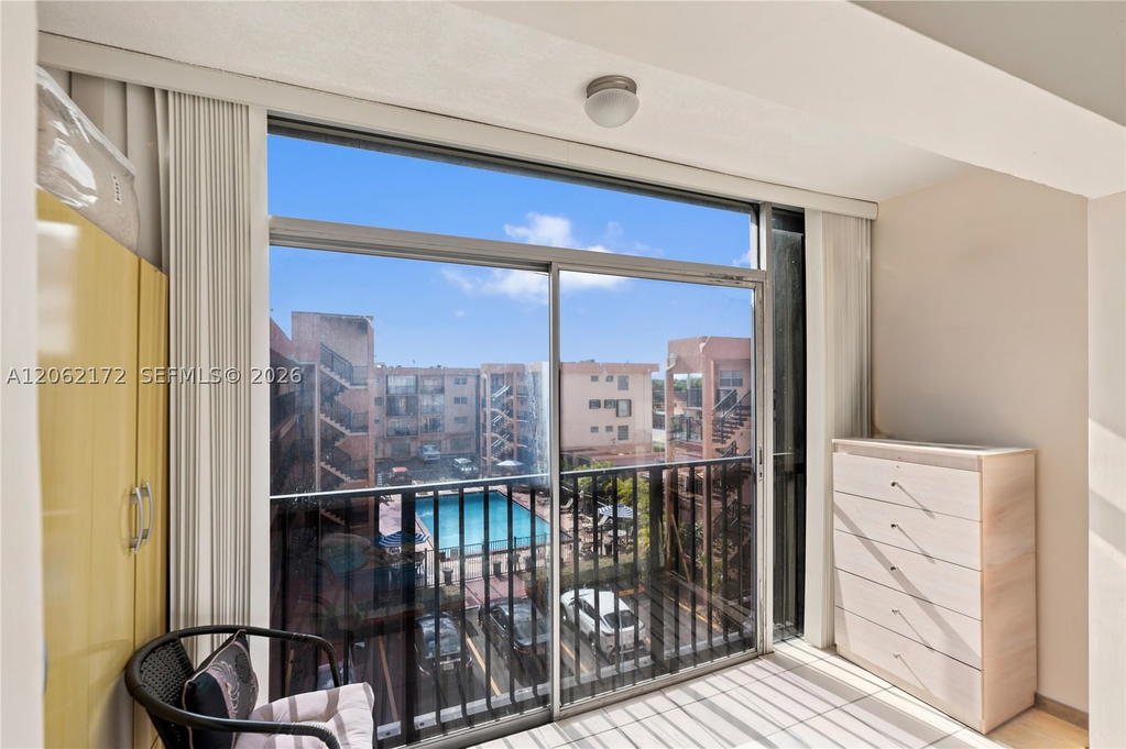 Real estate property located at 1855 60th St #407, Miami-dade, Westland Courts Condo, Hialeah, FL