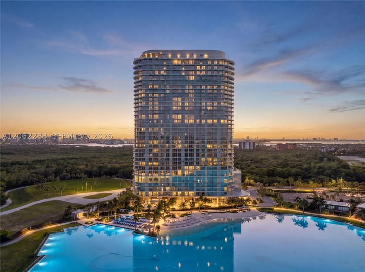 Real estate property located at 2411 Laguna Circle #2011, Miami-dade, One Park By Turnberry, North Miami, FL
