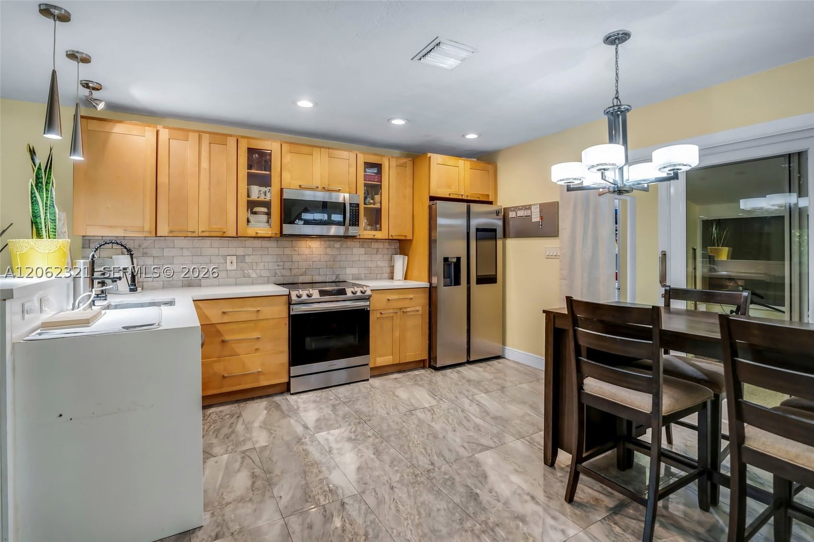 Real estate property located at 2115 15th Ave, Broward, Edgewater Estates 1st Add, Wilton Manors, FL