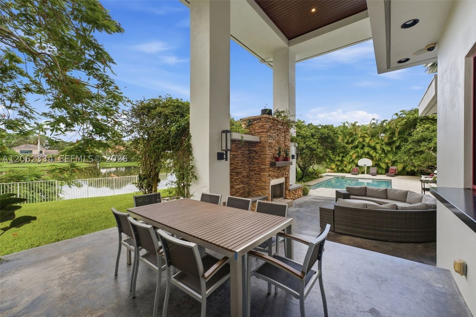Real estate property located at 10708 Indian Trl, Broward, Indian Pond, Cooper City, FL