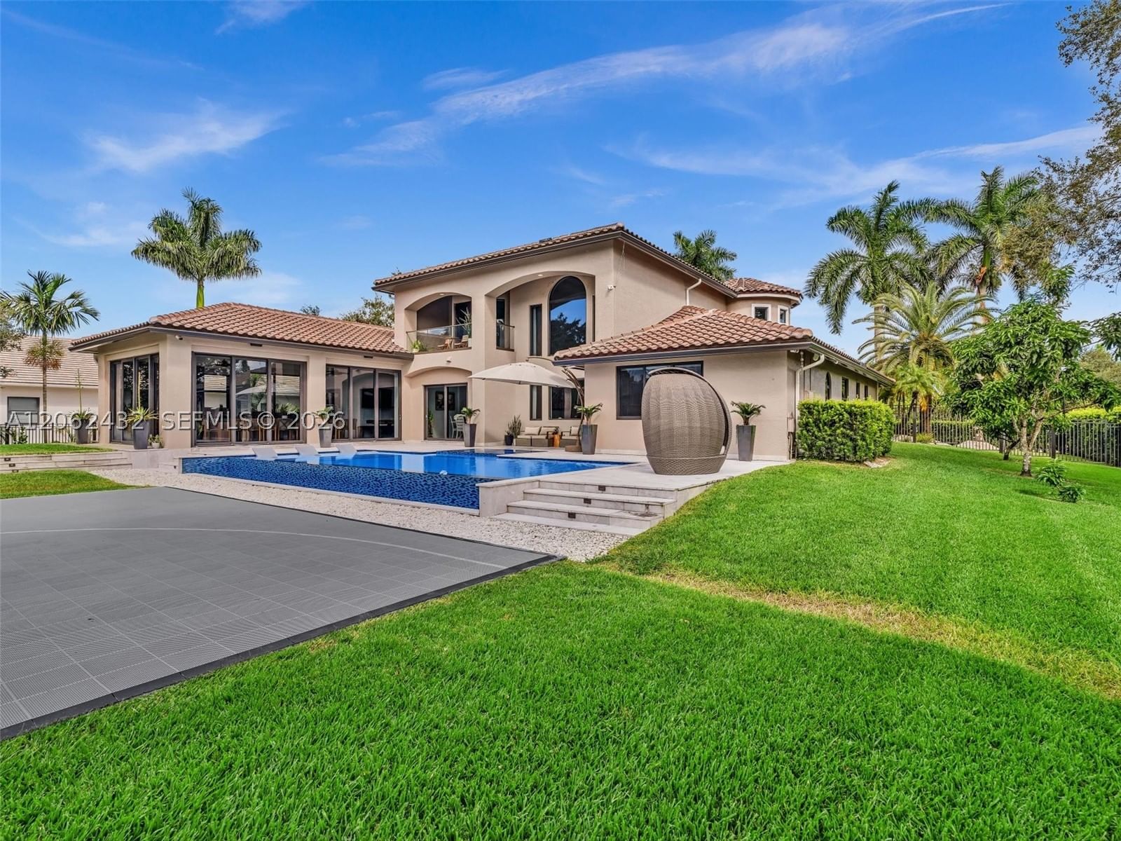 Real estate property located at 1021 115th Ave, Broward, Las Entradas, Plantation, FL