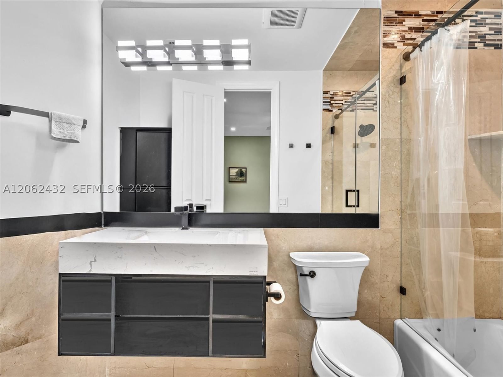Real estate property located at 1021 115th Ave, Broward, Las Entradas, Plantation, FL