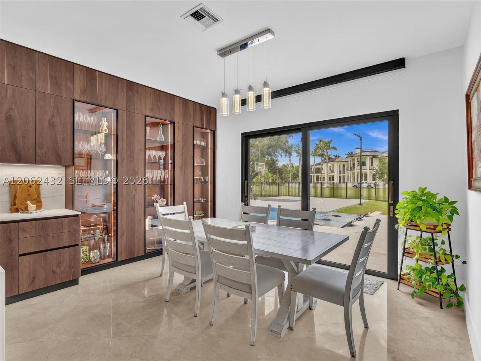 Real estate property located at 1021 115th Ave, Broward, Las Entradas, Plantation, FL