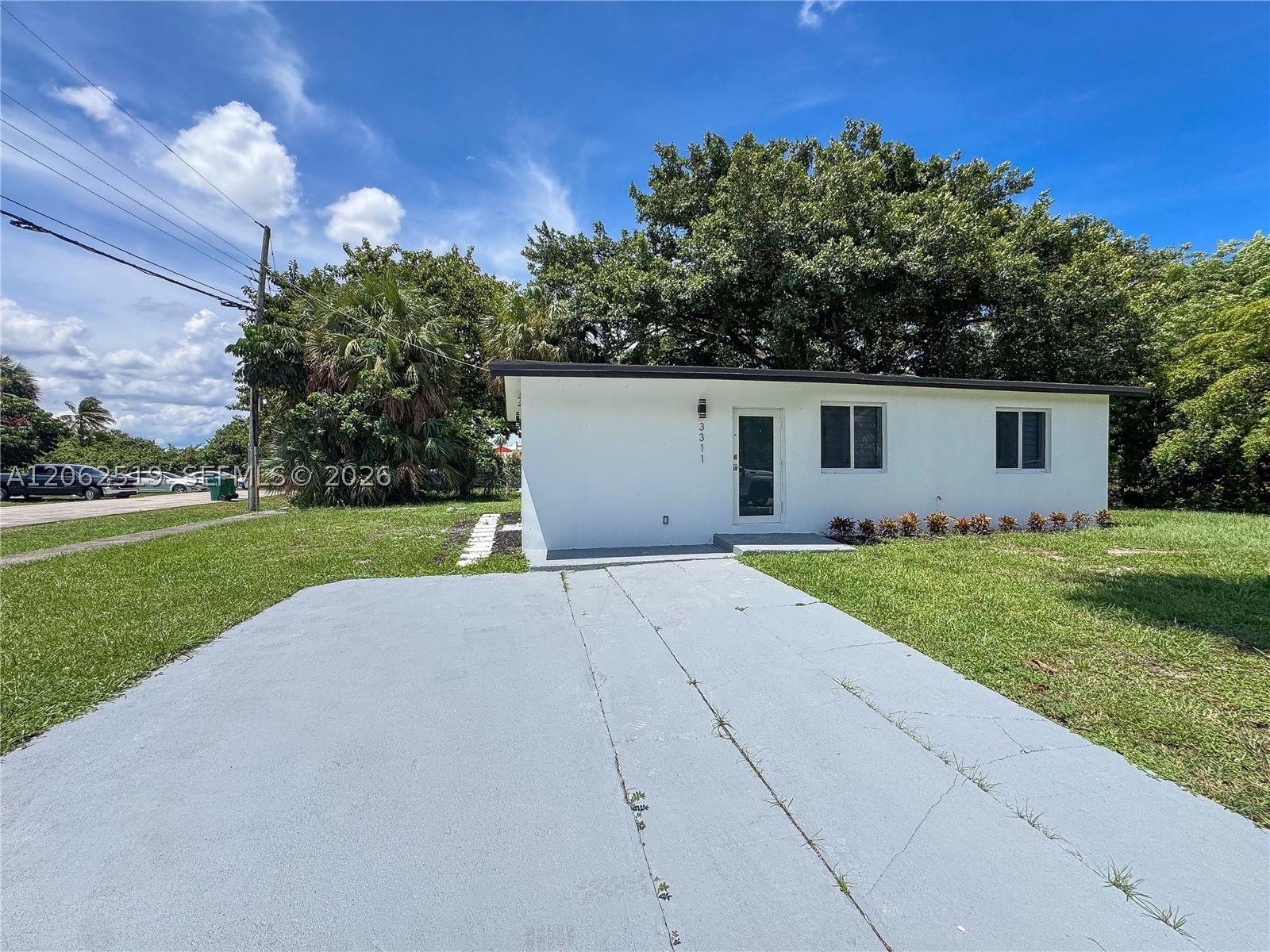 Real estate property located at 3311 9th St, Broward, Sunrise Heights, Lauderhill, FL