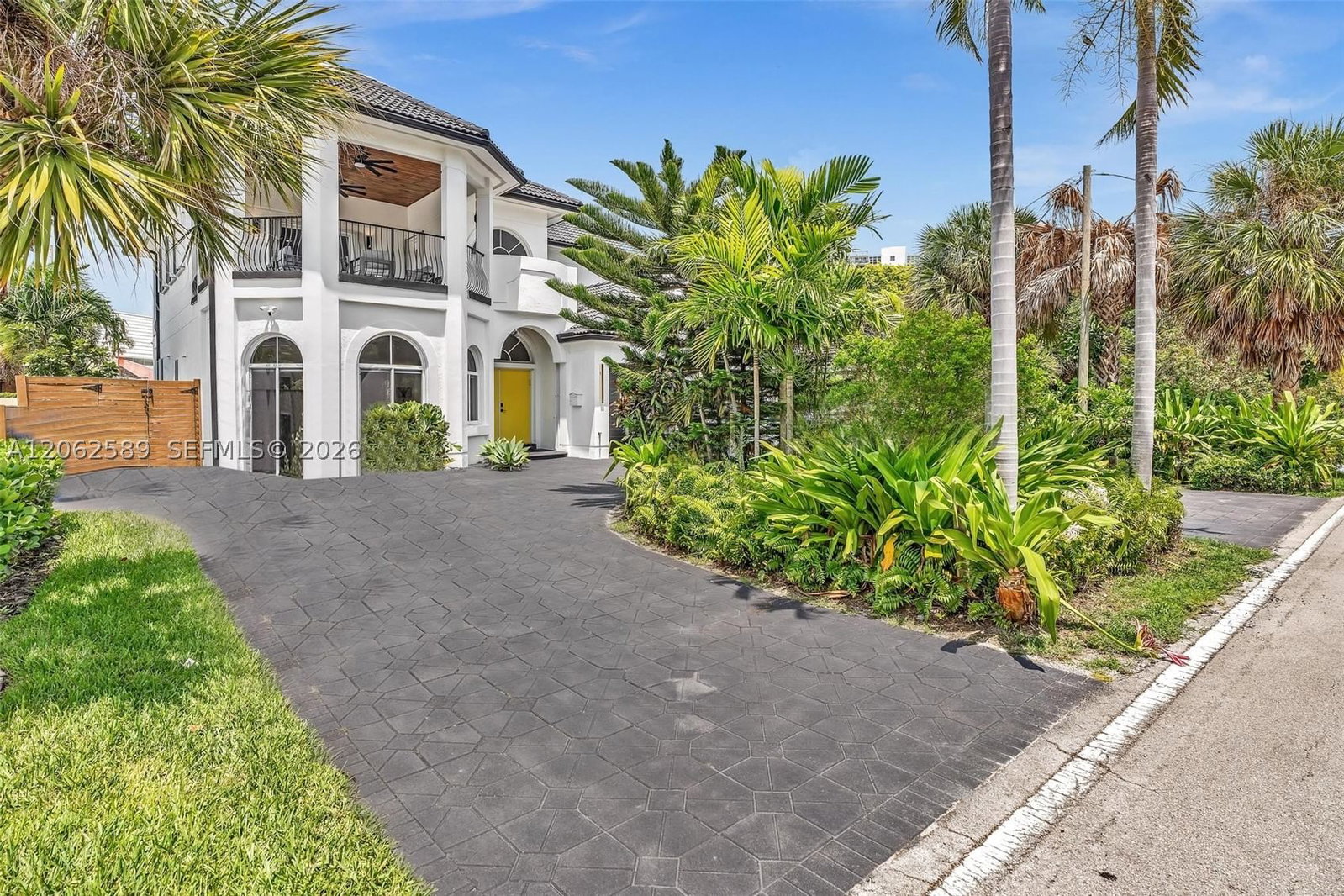 Real estate property located at 2521 Center Ave, Broward, Lauderdale Beach, Fort Lauderdale, FL