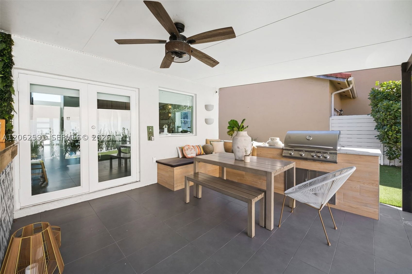 Real estate property located at 18146 61st Pl, Miami-dade, Harbour Sub, Hialeah, FL