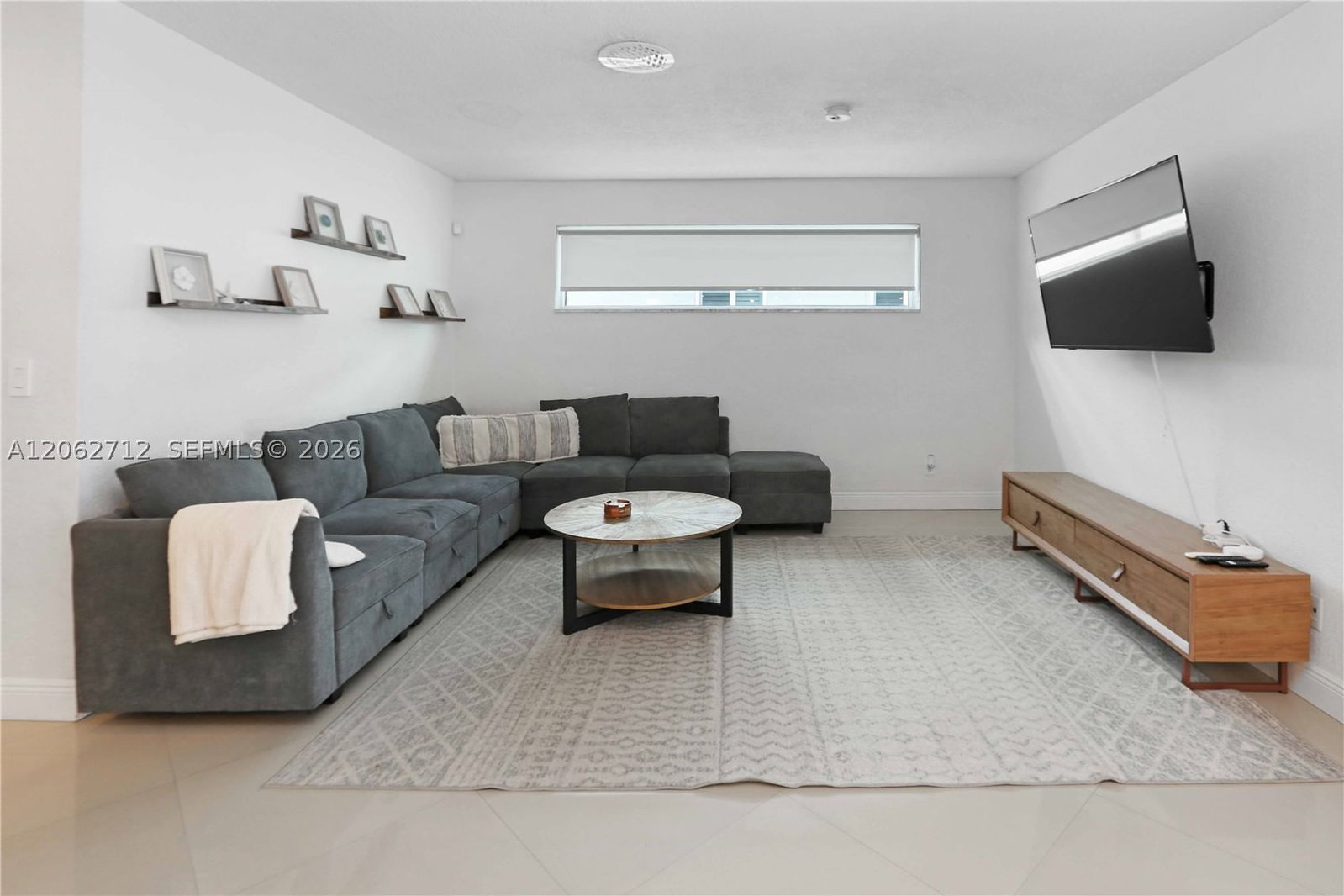 Real estate property located at 1102 13th Ave, Broward, Country Club Homes, Hollywood, FL