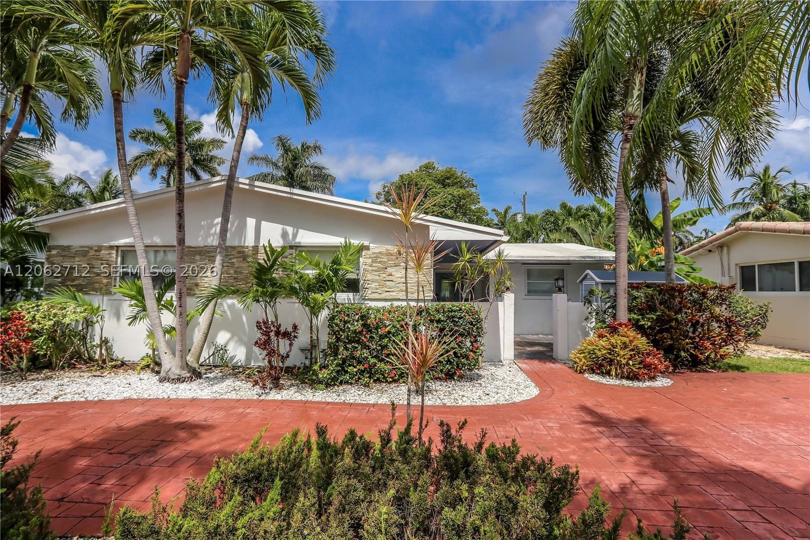 Real estate property located at 1102 13th Ave, Broward, Country Club Homes, Hollywood, FL