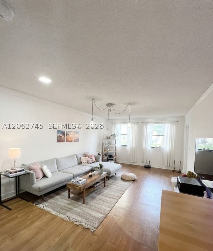 Real estate property located at 8100 Geneva Ct #137, Miami-dade, Las Vistas At Doral Condo, Doral, FL