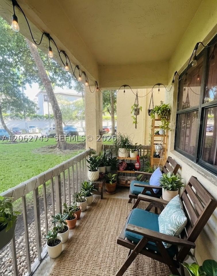 Real estate property located at 8100 Geneva Ct #137, Miami-dade, Las Vistas At Doral Condo, Doral, FL