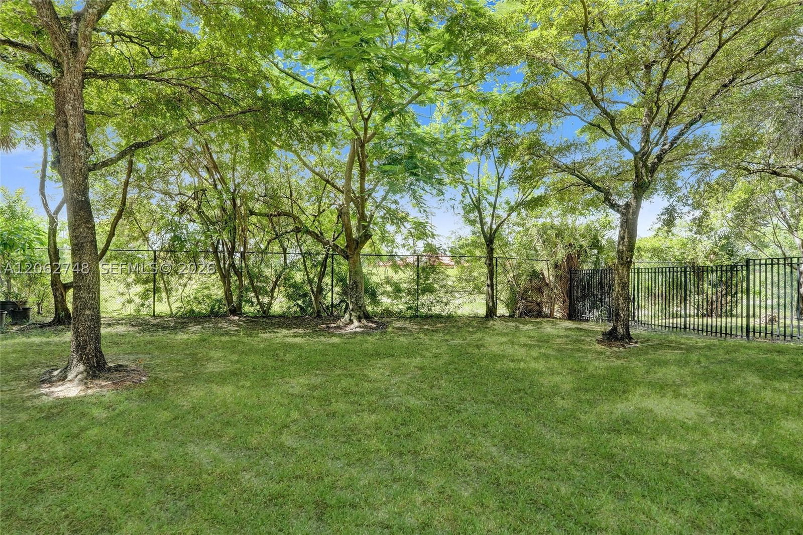 Real estate property located at 3612 13th St, Broward, Georgetown, Lauderhill, FL