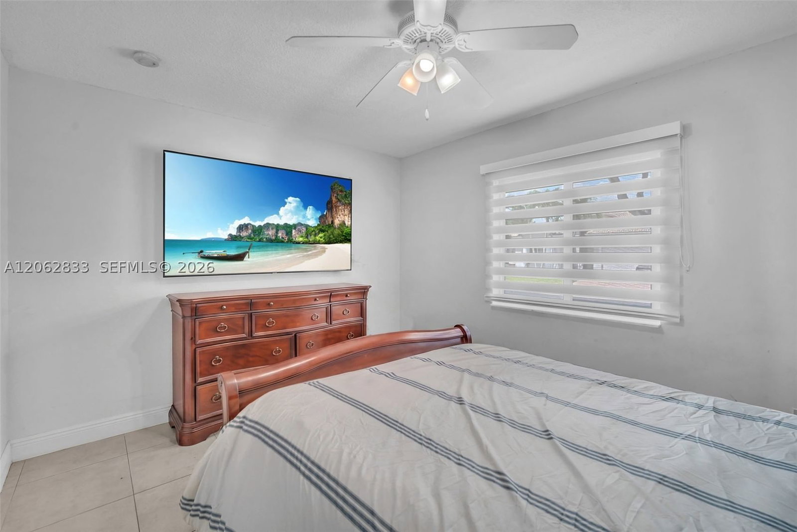 Real estate property located at 14331 155th Ct, Miami-dade, Oak Creek North Replat, Miami, FL