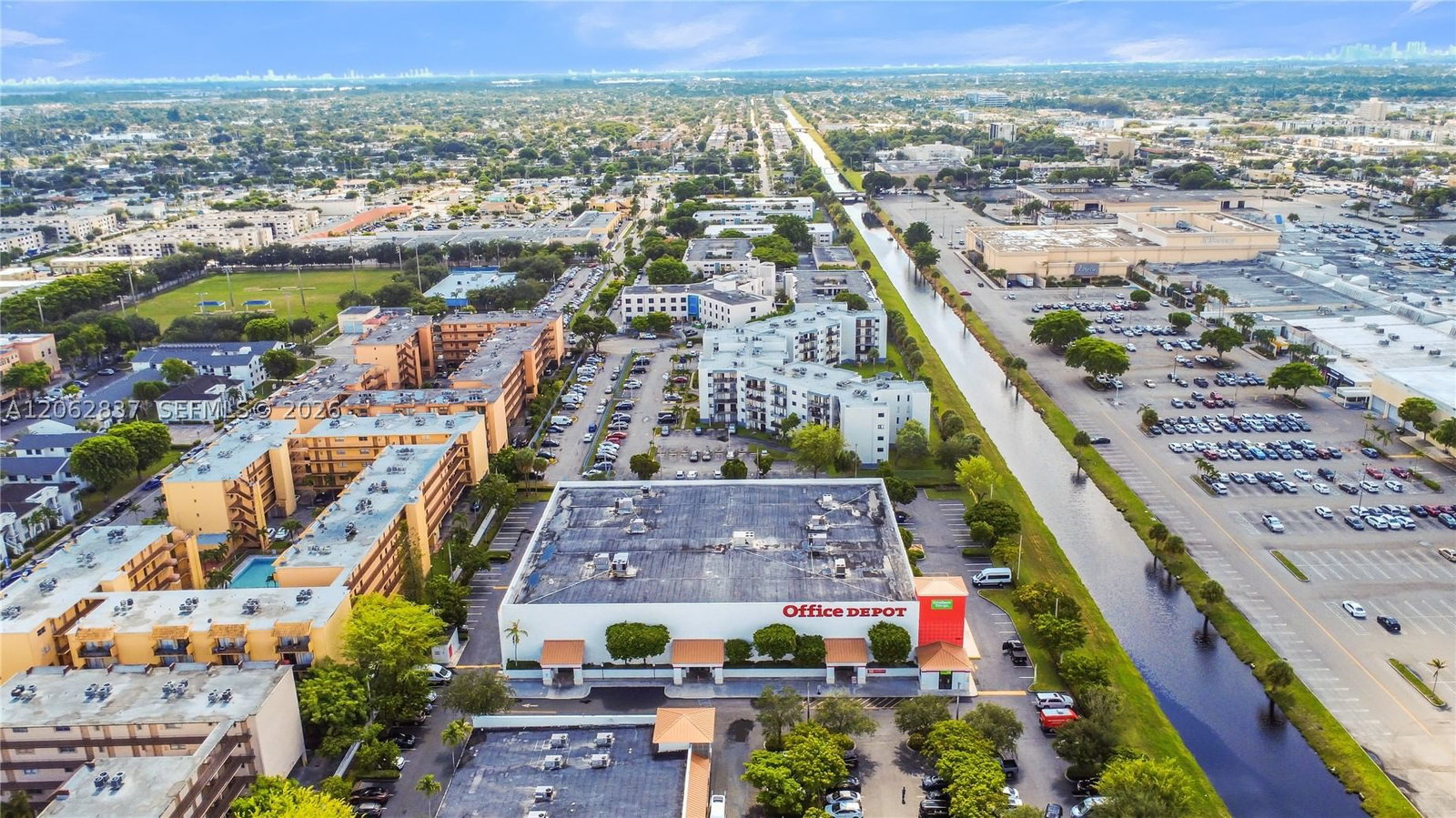 Real estate property located at 1820 53rd St #204, Miami-dade, Versailles Plaza Condo, Hialeah, FL