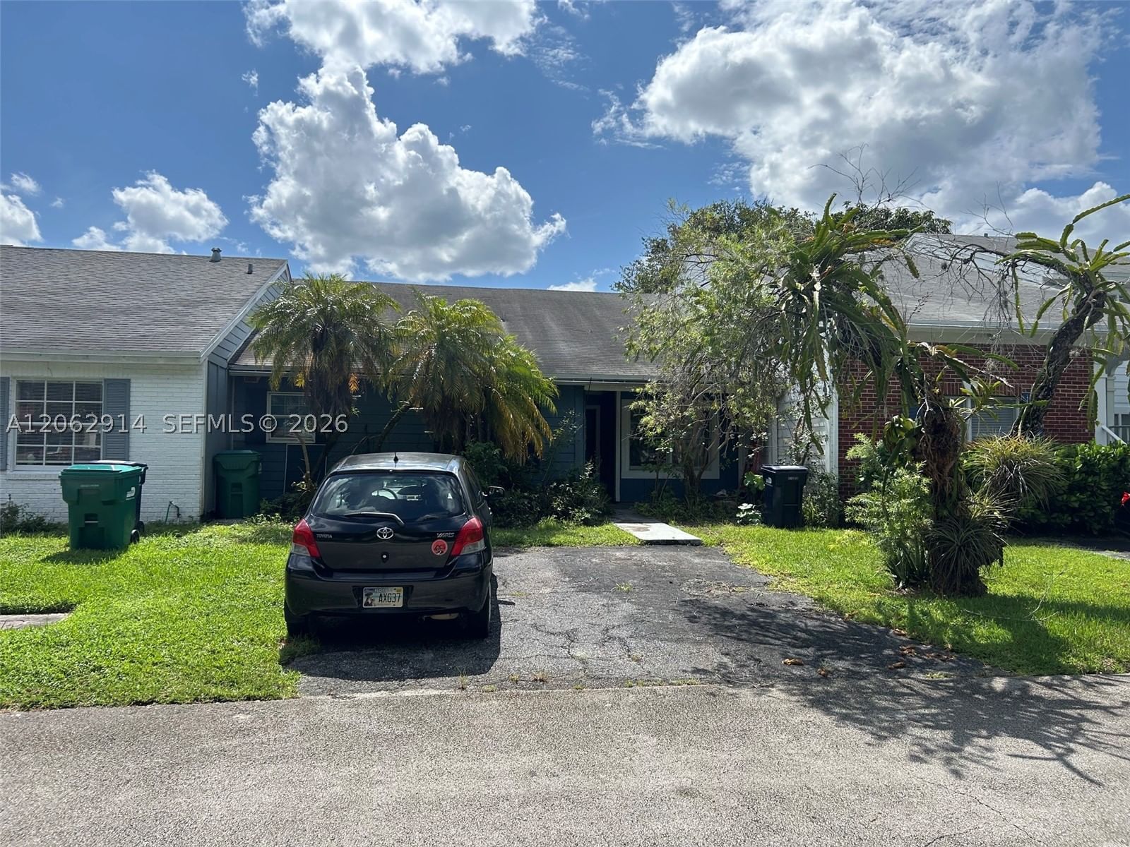 Real estate property located at 14414 142nd Ct, Miami-dade, Country Walk Townhouses S, Miami, FL