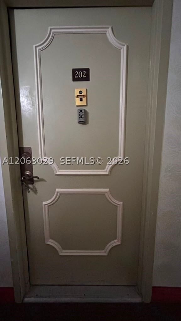 Real estate property located at 1300 Saint Charles Pl #202, Broward, Park Place Condominium No, Pembroke Pines, FL