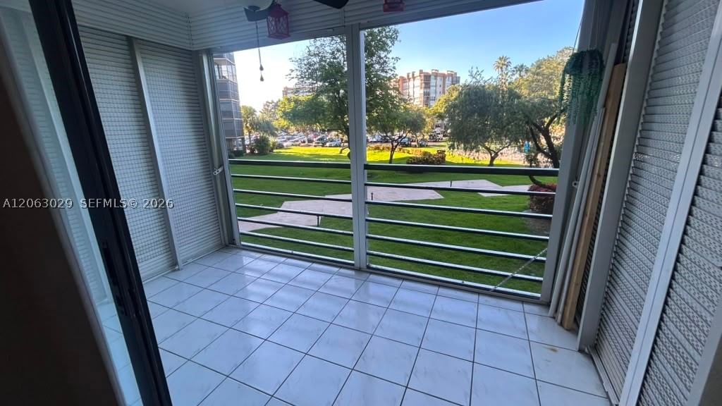Real estate property located at 1300 Saint Charles Pl #202, Broward, Park Place Condominium No, Pembroke Pines, FL