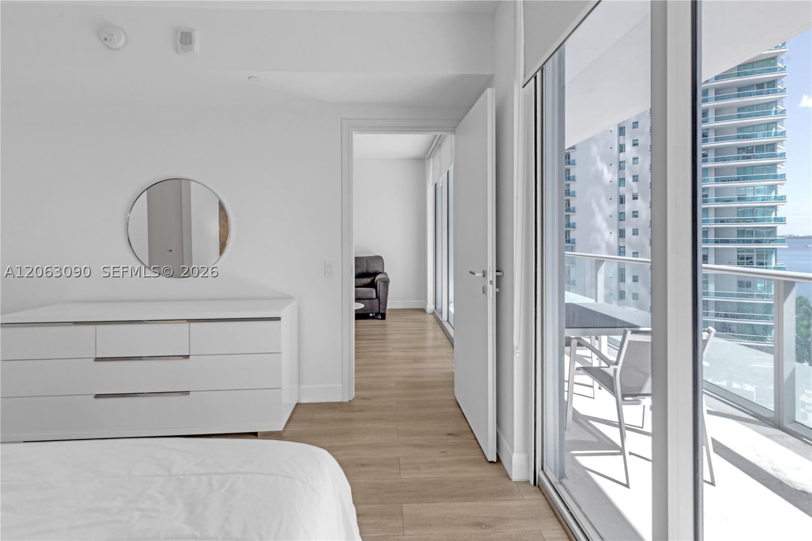 Real estate property located at 1300 Brickell Bay Dr #903, Miami-dade, Brickellhouse Condo, Miami, FL