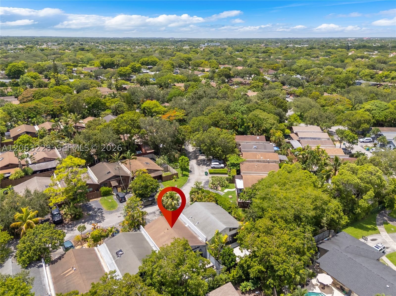 Real estate property located at 11209 114th Lane Circle, Miami-dade, Killian Pines Townhouses, Miami, FL