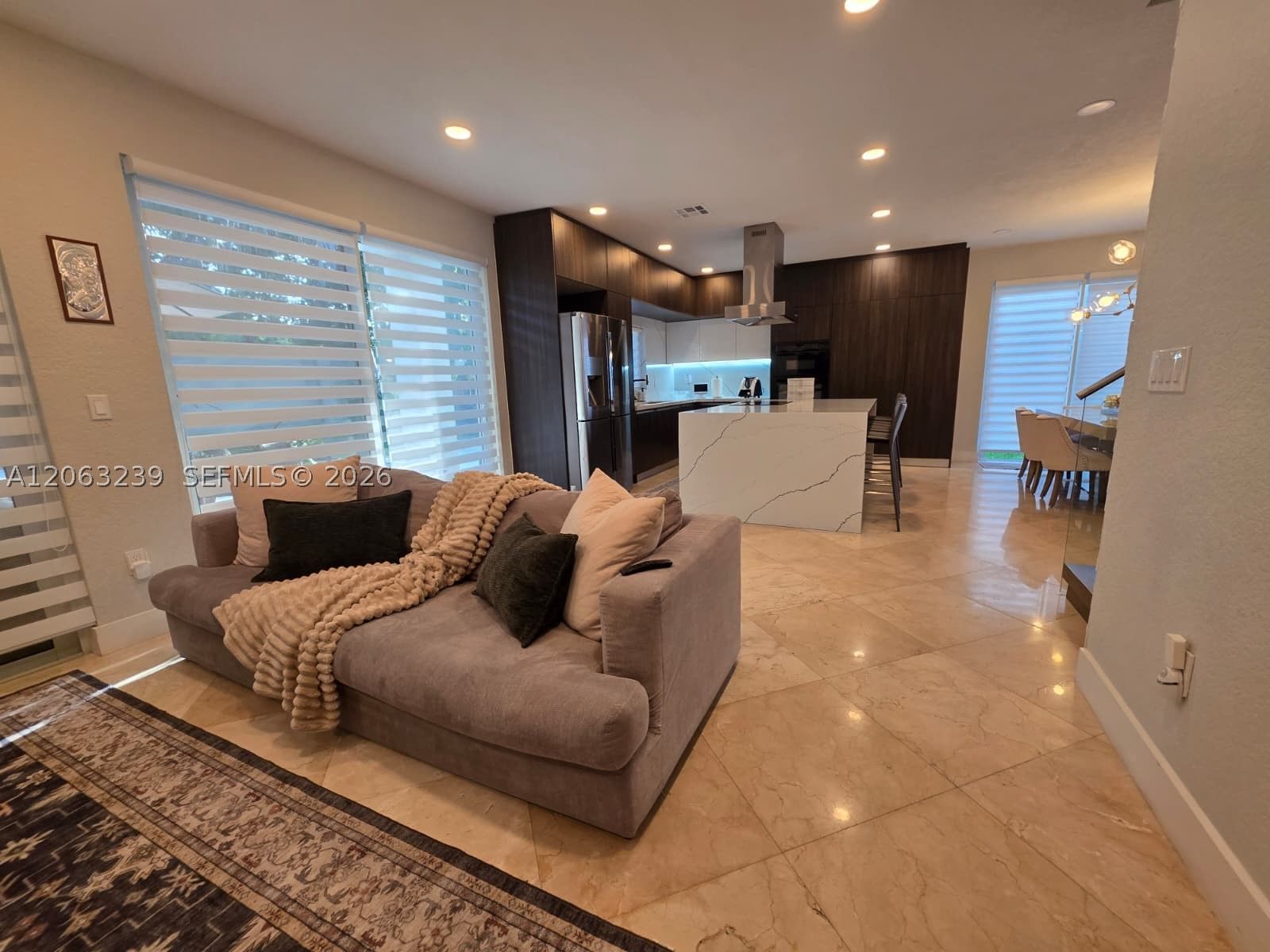 Real estate property located at 10797 73rd Ter, Miami-dade, Doral Isles St Croix, Doral, FL