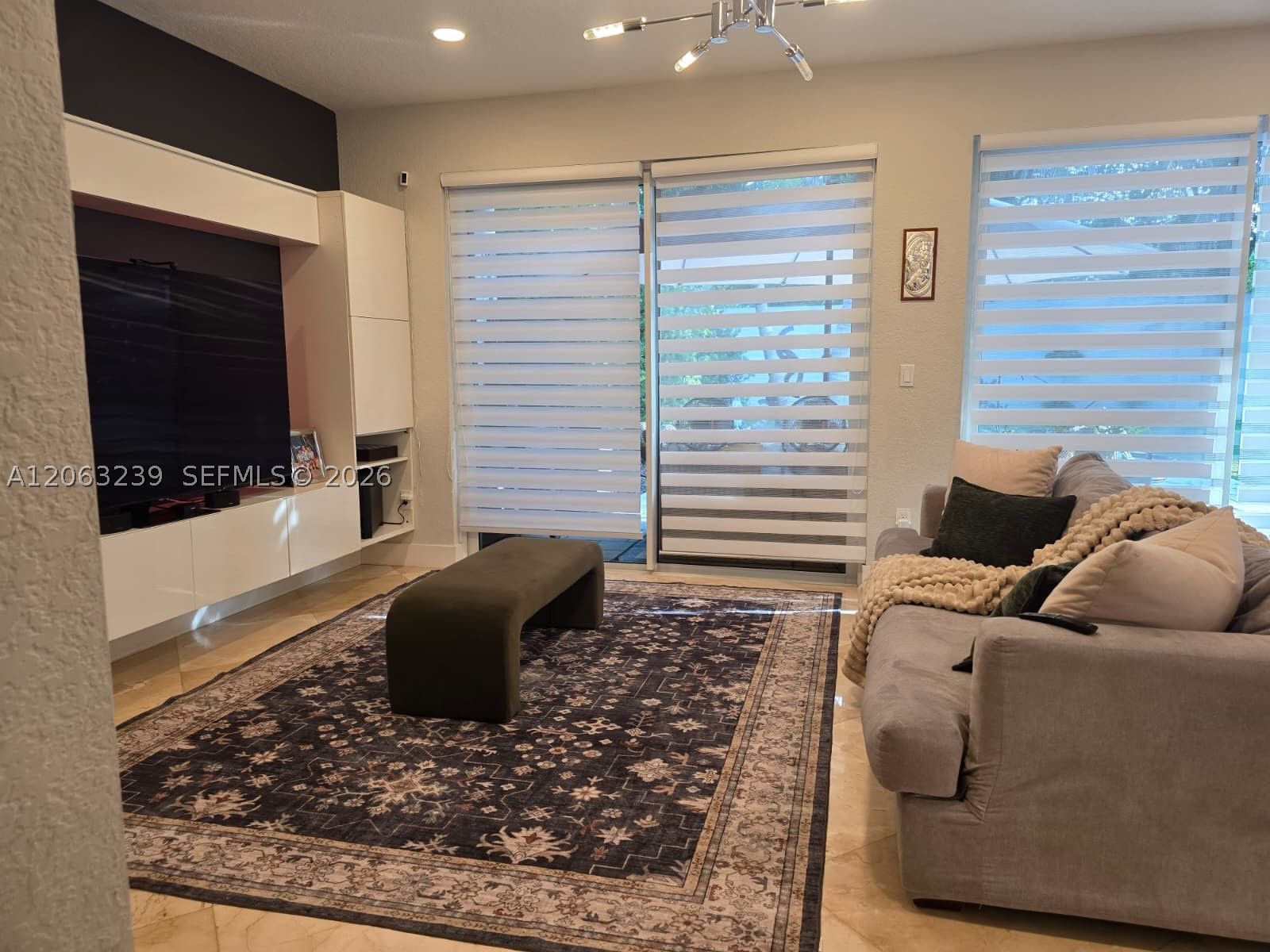 Real estate property located at 10797 73rd Ter, Miami-dade, Doral Isles St Croix, Doral, FL