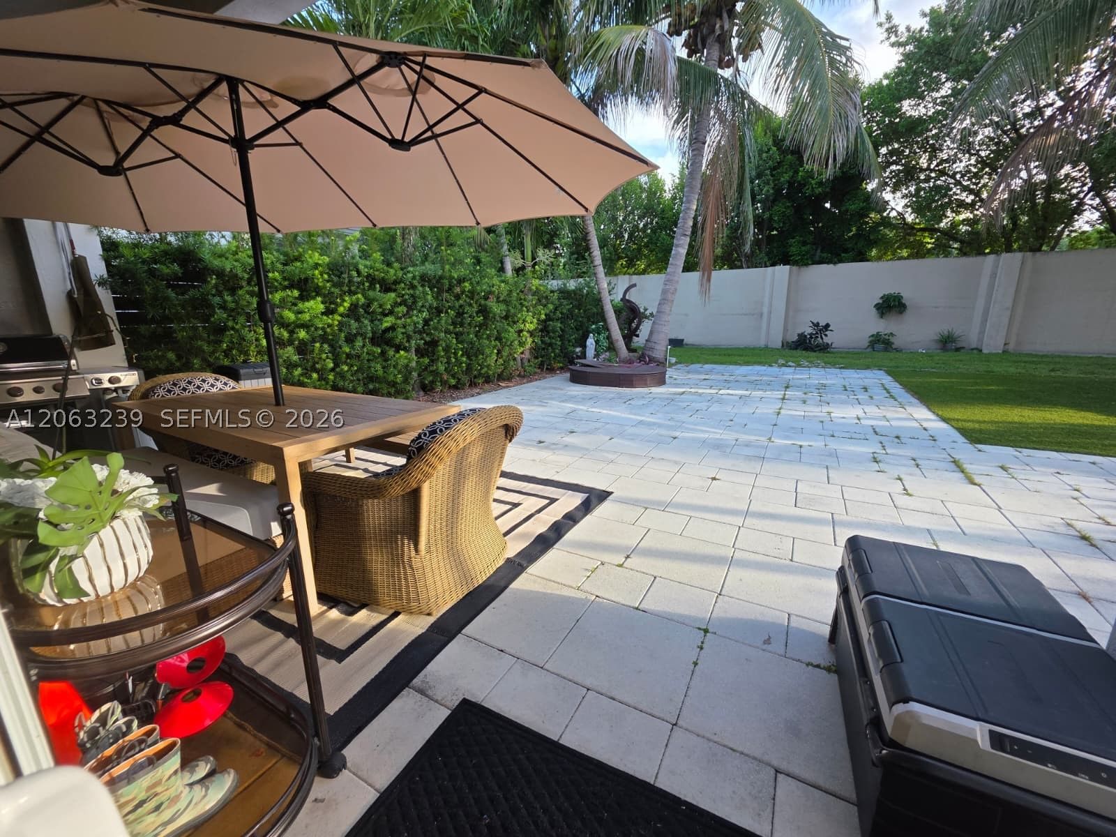 Real estate property located at 10797 73rd Ter, Miami-dade, Doral Isles St Croix, Doral, FL