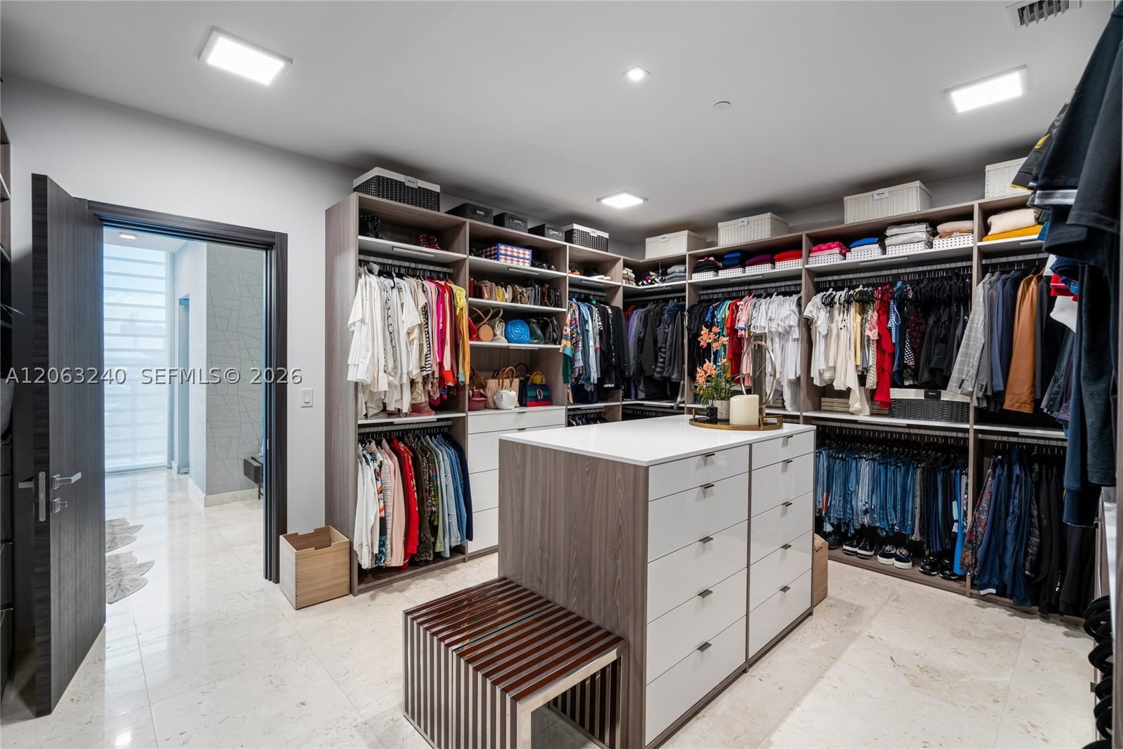 Real estate property located at 3581 Glencoe St #505, Miami-dade, Brickells Flagler, Miami, FL