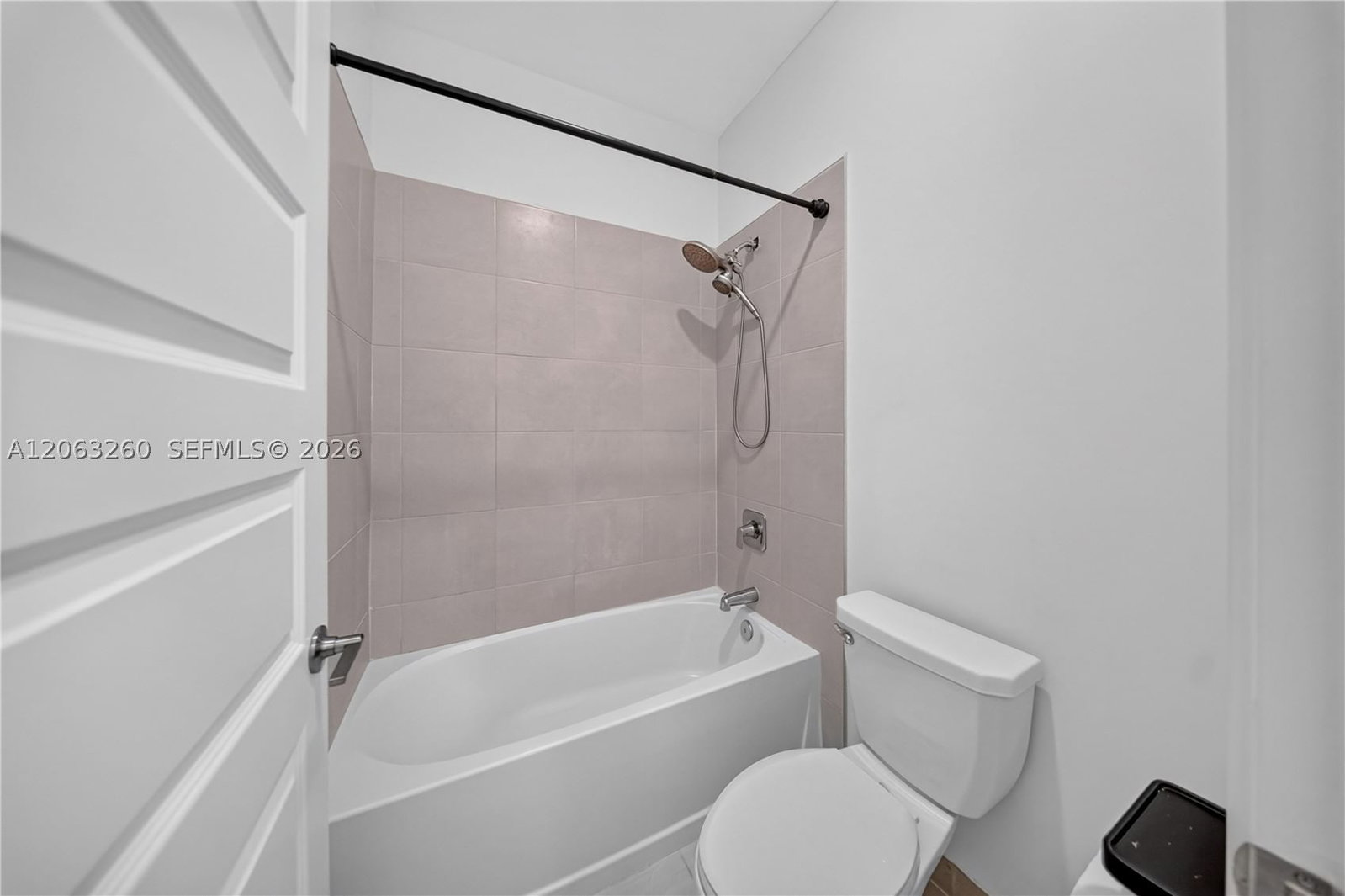 Real estate property located at 4745 83rd Pkwy, Miami-dade, Downtown Doral South Phas, Doral, FL
