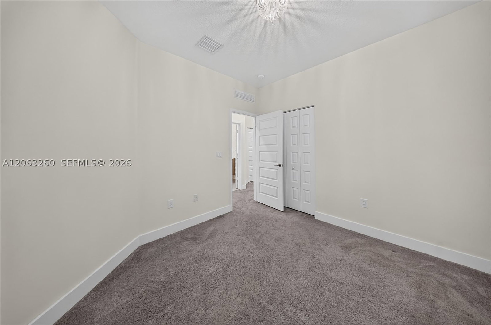 Real estate property located at 4745 83rd Pkwy, Miami-dade, Downtown Doral South Phas, Doral, FL