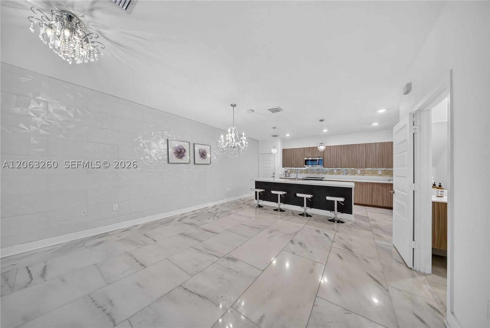 Real estate property located at 4745 83rd Pkwy, Miami-dade, Downtown Doral South Phas, Doral, FL
