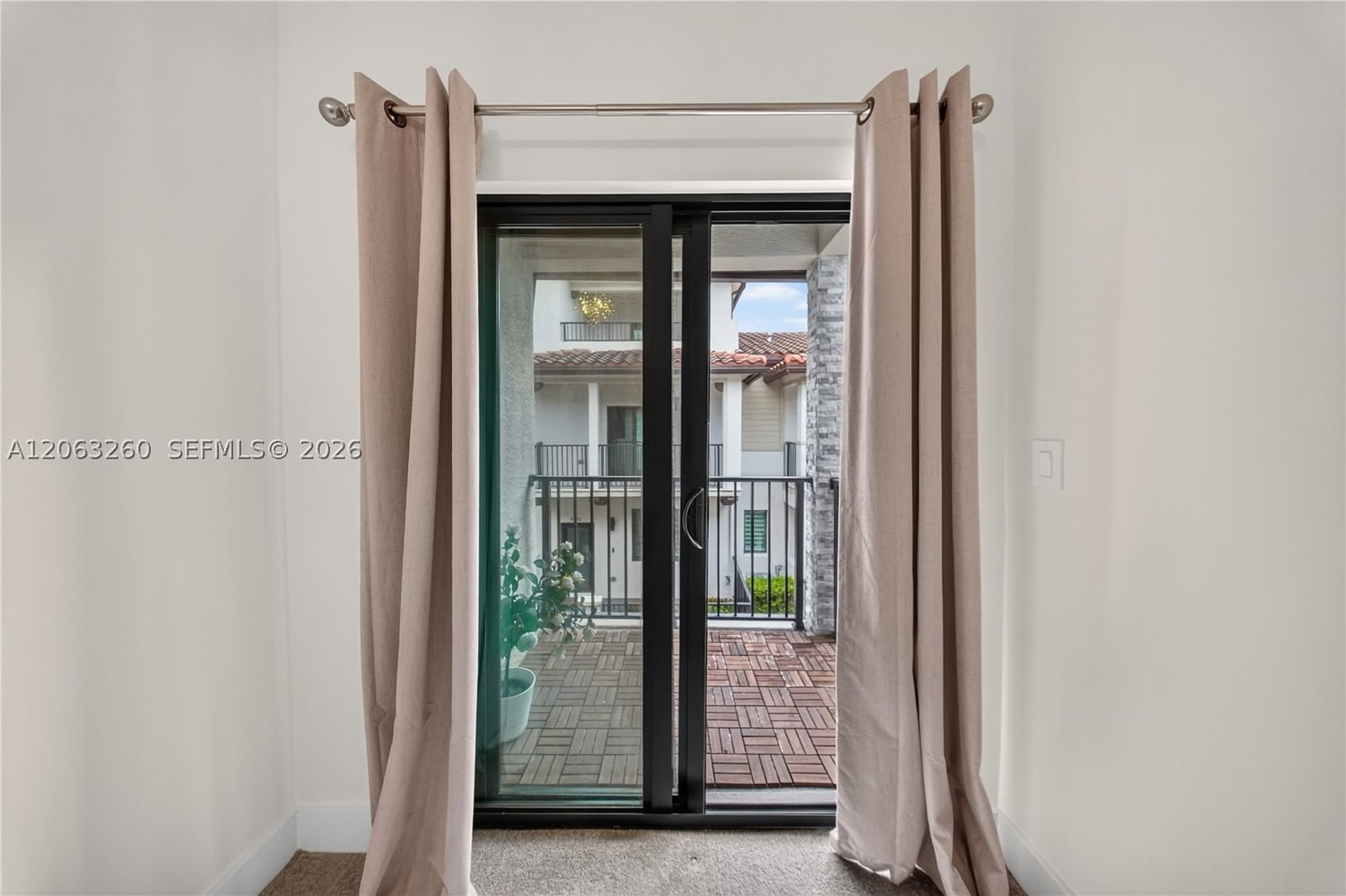 Real estate property located at 4745 83rd Pkwy, Miami-dade, Downtown Doral South Phas, Doral, FL