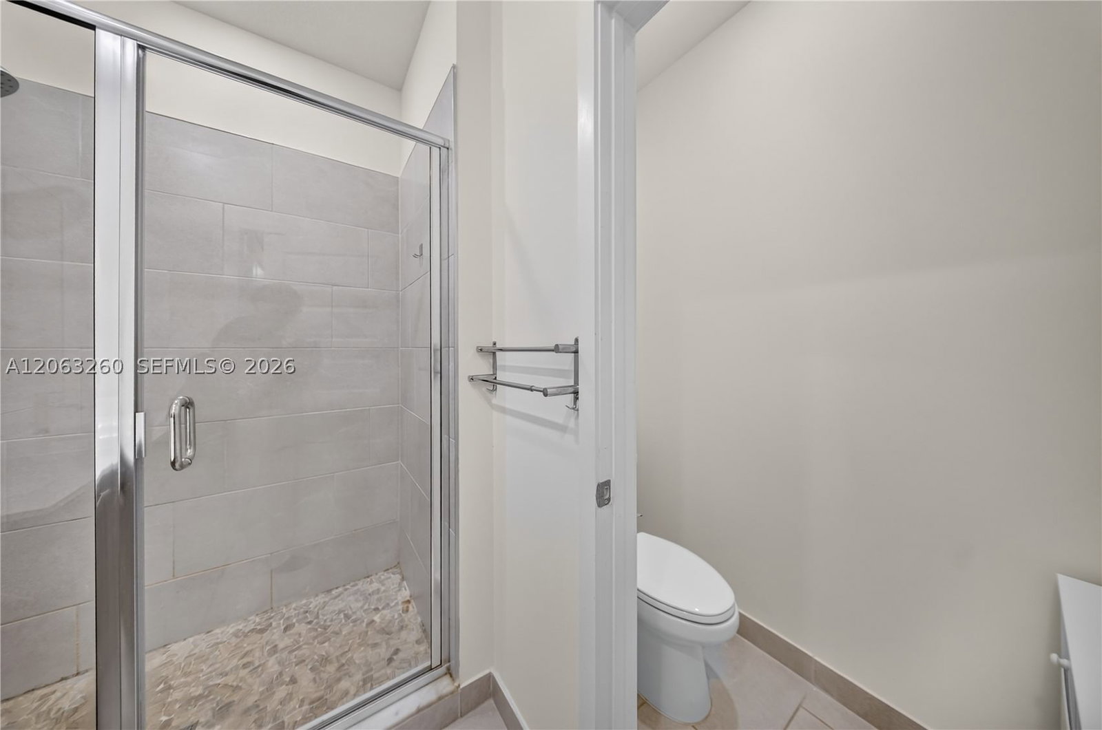 Real estate property located at 4745 83rd Pkwy, Miami-dade, Downtown Doral South Phas, Doral, FL