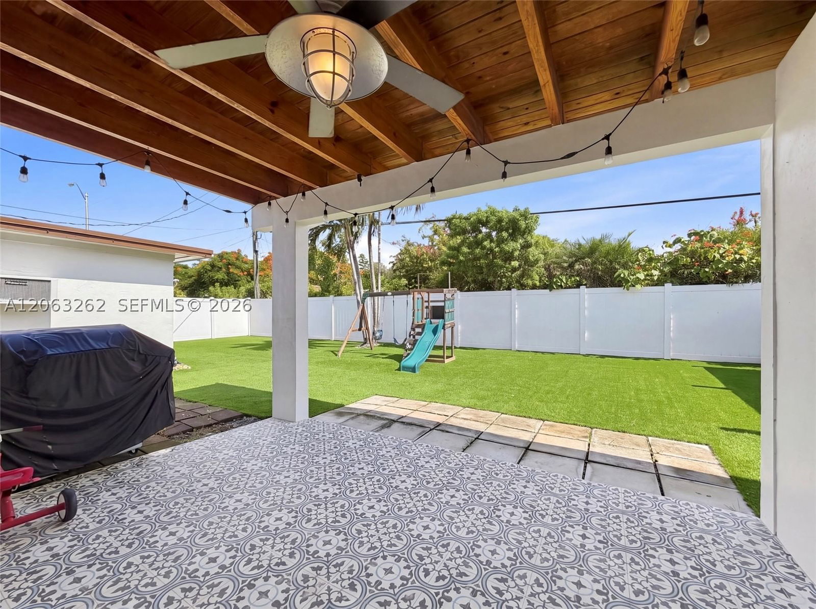 Real estate property located at 8625 42nd St, Miami-dade, Tropical Highlands, Miami, FL