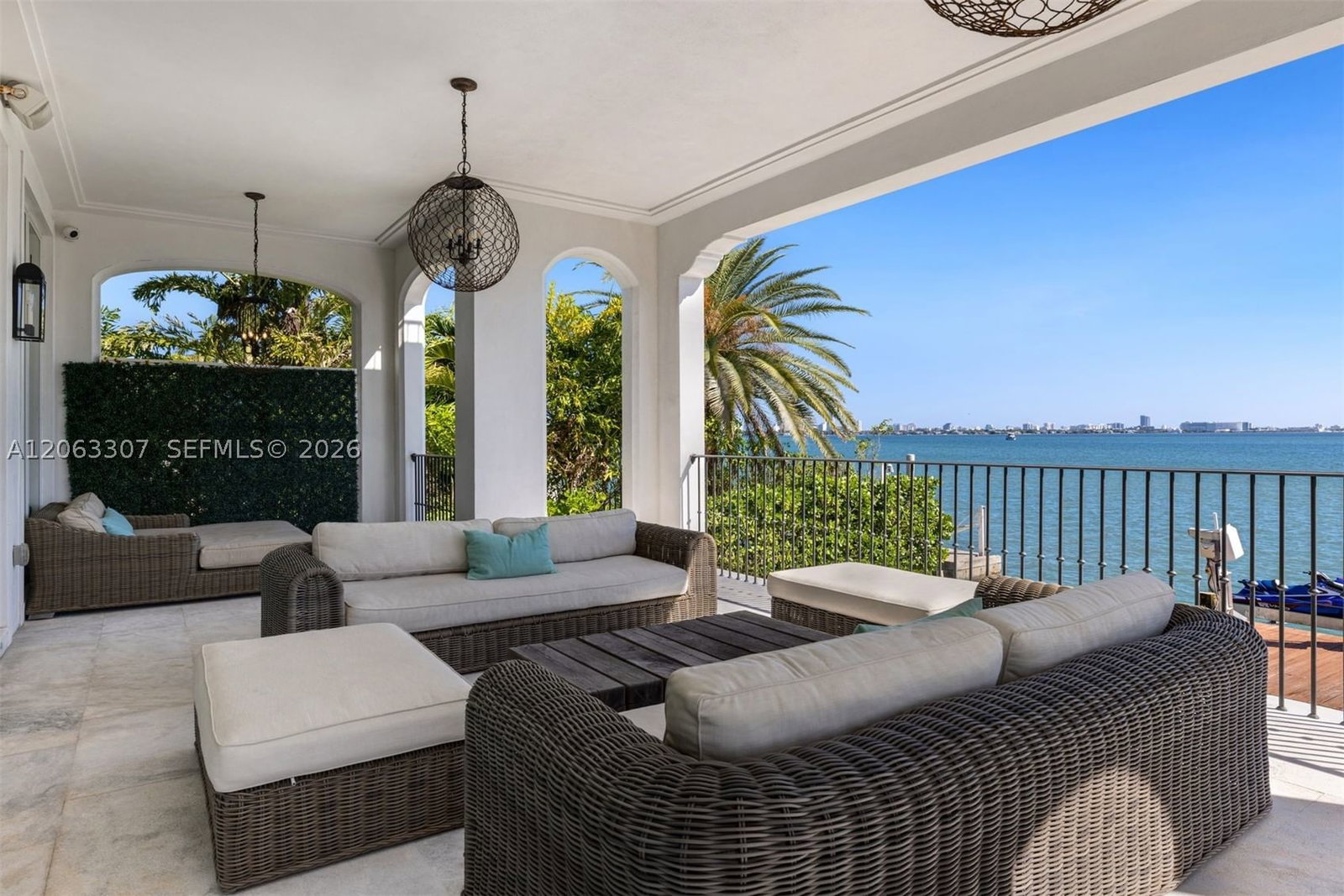 Real estate property located at 1460 Treasure Dr, Miami-dade, Treasure Island, North Bay Village, FL